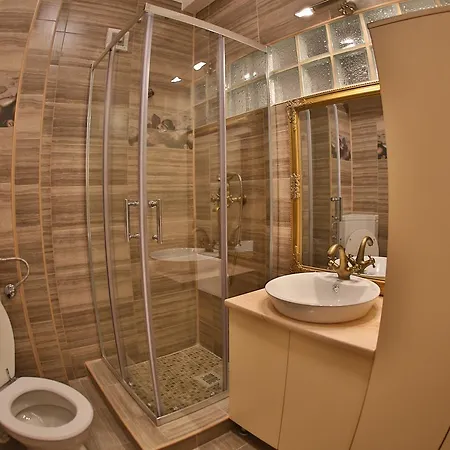 Color Studio Magheru St Apartment